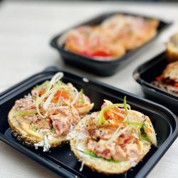 Poke bagel
