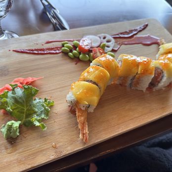 Oishi Sushi & Ramen - Sushi Bars Near Me - Indianapolis, Indiana