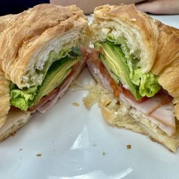 Turkey croissant avocado and cucumber great flavor