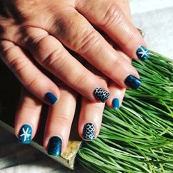 Hidden Gem Nails - Pretty mermaid nails
