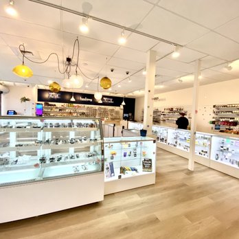 Better Hashtag Cannabis - Everett - Cannabis Dispensaries Near Me - Everett, Washington Better Hashtag Cannabis - Everett - Cannabis Dispensaries Near Me - Everett, Washington