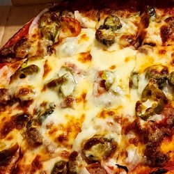Mama Luna's Restaurant & Pizzeria - Sausage Jalapeño Onion Pizza