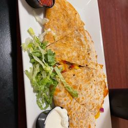 Casey's Drexel Hill - Chicken Quesadilla