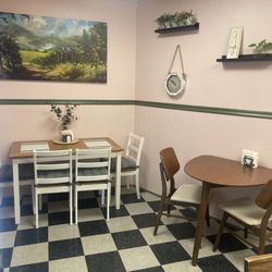 The Bread & Butter Cafe