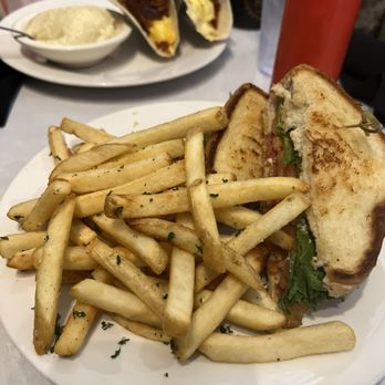 Captain Ratty's - BLT w/Fries & breakfast tacos - Seafood Near Me - New Bern, North Carolina Captain Ratty's - BLT w/Fries & breakfast tacos - Seafood Near Me - New Bern, North Carolina