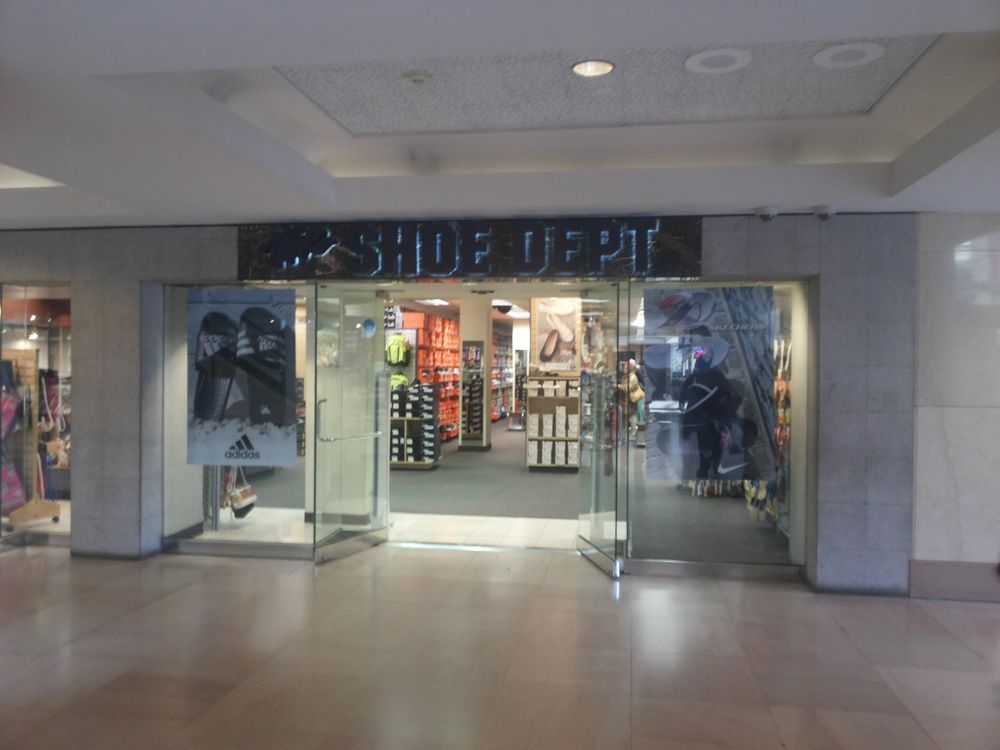 THE SHOE DEPT Updated September 2024 230 W Huron, Cleveland, Ohio