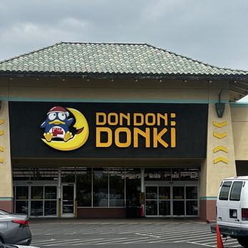 Don Don Donki - International Grocery Near Me - Kapolei, Hawaii
