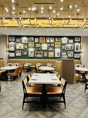 Emeril's Brasserie by null