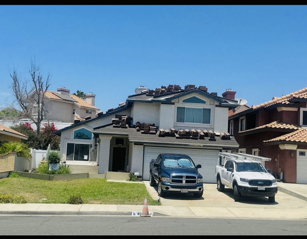 Slide of Leon K Miller Roofing