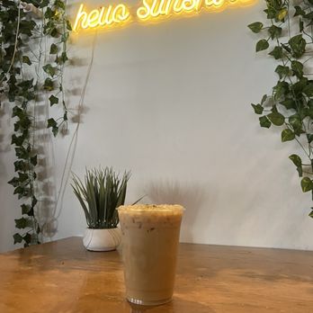 Urli Bird Coffee - Coffee & Tea Near Me - Los Angeles, California Urli Bird Coffee - Coffee & Tea Near Me - Los Angeles, California