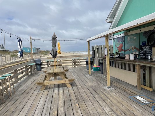 Fish Heads Bar & Grill by null