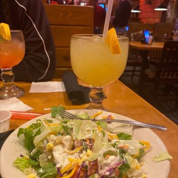 Texas Roadhouse - Jamaican Cowboy w/ side salad - Steakhouses Near Me - Chantilly, Virginia