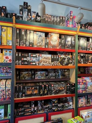 G Willikers Toy Shoppe by null