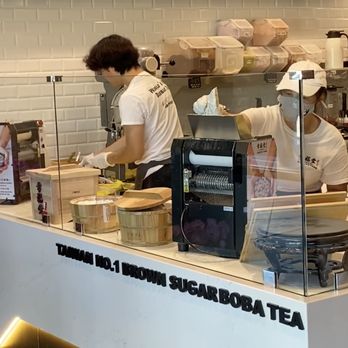 Xing Fu Tang - Boba making at work - Bubble Tea Near Me - Milpitas, California Xing Fu Tang - Boba making at work - Bubble Tea Near Me - Milpitas, California
