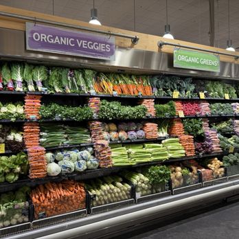 Lazy Acres Market - Neatly organized veggies - Grocery Near Me - Long Beach, California Lazy Acres Market - Neatly organized veggies - Grocery Near Me - Long Beach, California