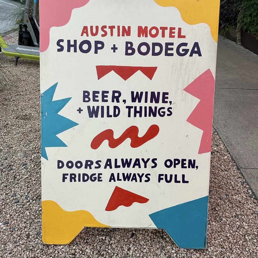 Austin Motel - Old Austin spirit! - Hotels Near Me - Austin, Texas