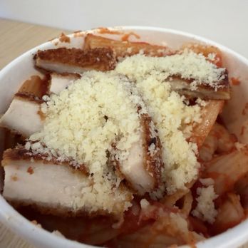 Presto Pasta - Rigatoni, pomodoro and chicken - Italian Near Me - Boston, Massachusetts Presto Pasta - Rigatoni, pomodoro and chicken - Italian Near Me - Boston, Massachusetts