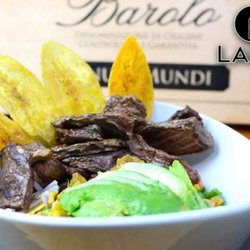 Lau's Wine Bar & Restaurant - CHURRASCO BOWL SALAD