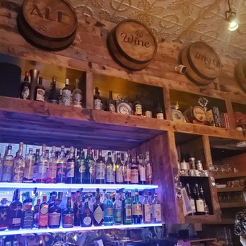 Parla - Bar - Italian Near Me - Boston, Massachusetts Parla - Bar - Italian Near Me - Boston, Massachusetts