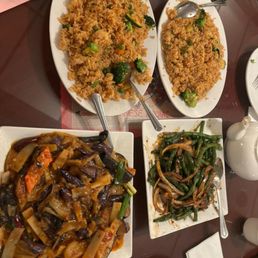 Spicy eggplant in garlic sauce. Vegetarian Fried rice. String beans.