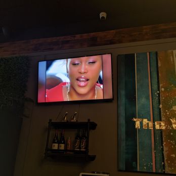 Beyond The Wine - Eve from Philly - Bars Near Me - Fresno, California