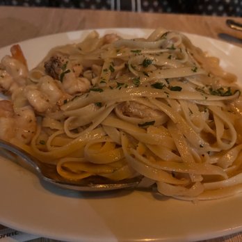 Nick's Lobster House - Shrimp linguini - Seafood Near Me - Brooklyn, New York Nick's Lobster House - Shrimp linguini - Seafood Near Me - Brooklyn, New York