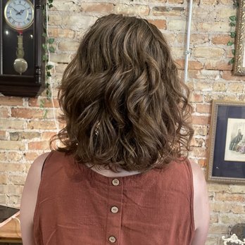 Scissor & Fork - Curly long cut - Coffee & Tea Near Me - Chicago, Illinois Scissor & Fork - Curly long cut - Coffee & Tea Near Me - Chicago, Illinois