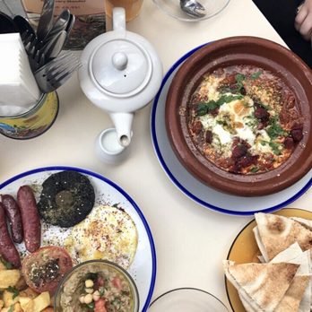 Comptoir Libanais - Lebanese Near Me - Kensington, XGL