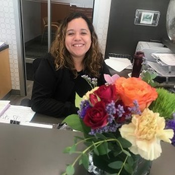 Chicago Vein Institute - Always with a smile, Receptionist Sandy - Medical Centers Near Me - Chicago, Illinois