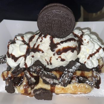 Waffle Craze - Midnight Craze Waffle - Ice Cream & Frozen Yogurt Near Me - Olympia, Washington