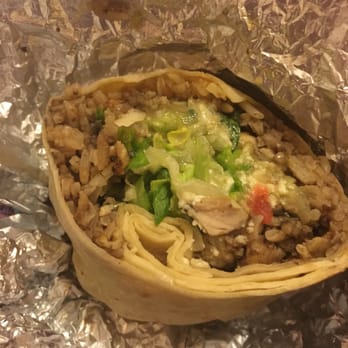 Tacos Azteca - Not fresh burrito, that after my stomach was in pain. - Food Trucks Near Me - New York, New York