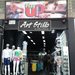 Play Up Diversões Eletrônicas - Entrada da Play Up (ao mesmo tempo que é a entra da loja de modas Art Stillo).