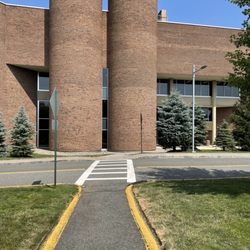 Stand-Up MRI - Short walk from the parking area