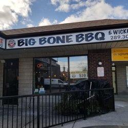 Big Bone BBQ & Wicked Wings - Outside