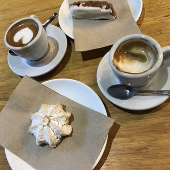 Coco Espresso Bar - Coffee break at Coco - Cafes Near Me - Toronto, Ontario