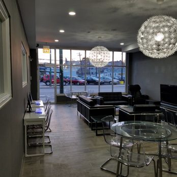 Car Care Auto Spa - Amazing waiting area, with free fresh ground coffee daily, computer workstations, Wi-Fi, phone charging station & kids play area. WOW! - Car Wash Near Me - Chicago, Illinois