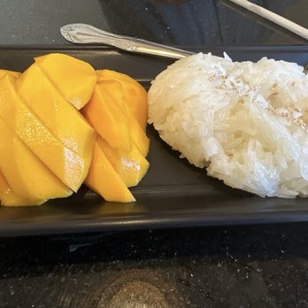 Siam Casa Thai Cuisine - Mango sticky rice - Thai Near Me - Baldwin Park, California Siam Casa Thai Cuisine - Mango sticky rice - Thai Near Me - Baldwin Park, California