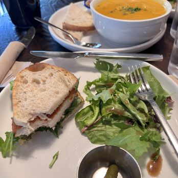 Cafe Smitten - Schnitzel chicken sandwich with salad and pickle (split with hubby) and iced Americano, butternut squash soup - Coffee & Tea Near Me - Bakersfield, California