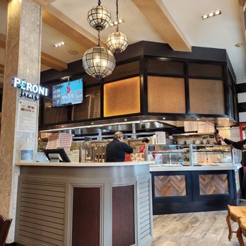 Umbertos - the interior of a restaurant - Pizza Near Me - Manhasset, New York