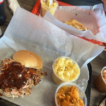 B&B Barbecue & Catering - Barbeque Near Me - Waynesboro, Pennsylvania