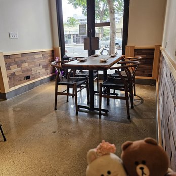 Gohan - Table seating - Japanese Near Me - Honolulu, Hawaii