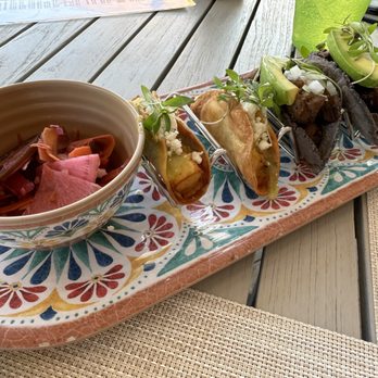 Campo Poolside - Chicken tacos and sweet potato tacos - Cocktail Bars Near Me - Calistoga, California Campo Poolside - Chicken tacos and sweet potato tacos - Cocktail Bars Near Me - Calistoga, California