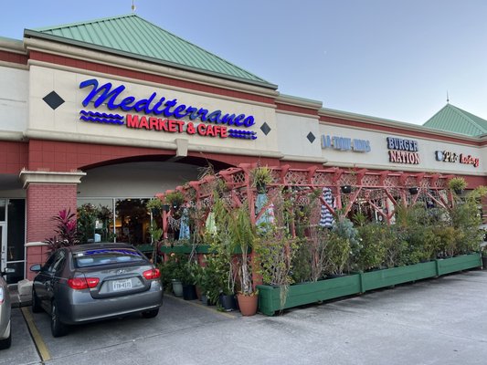 Mediterraneo Market and Cafe by null