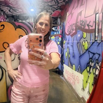 World Famous Hotboys - Cool bathroom selfie! - Chicken Shop Near Me - Carmel, Indiana World Famous Hotboys - Cool bathroom selfie! - Chicken Shop Near Me - Carmel, Indiana