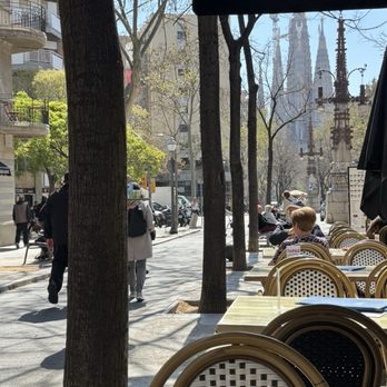 Arrosseria Gaudí - Arroceria / Paella Near Me - Barcelona, B