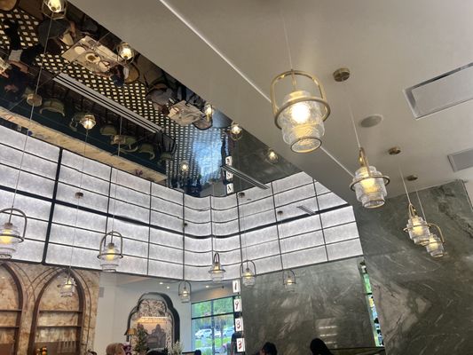 1983 Chinese Cuisine Restaurant by null
