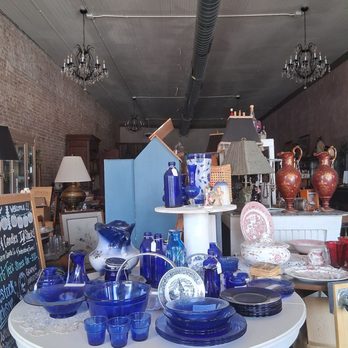 Magnolia's - Antiques Near Me - Hubbard, Texas Magnolia's - Antiques Near Me - Hubbard, Texas