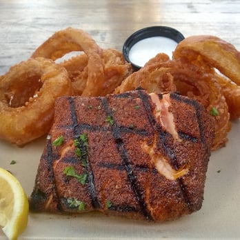 Encinitas Fish Shop - Blackened Salmon - Seafood Near Me - Encinitas, California