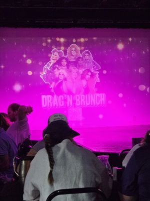 Suzy Wong's Drag’n Brunch by null