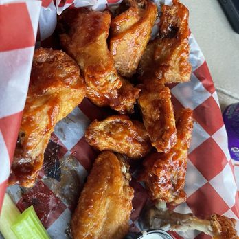Laguna's Beach Bar + Grill - Chicken wings - Go Karts Near Me - Pensacola Beach, Florida Laguna's Beach Bar + Grill - Chicken wings - Go Karts Near Me - Pensacola Beach, Florida
